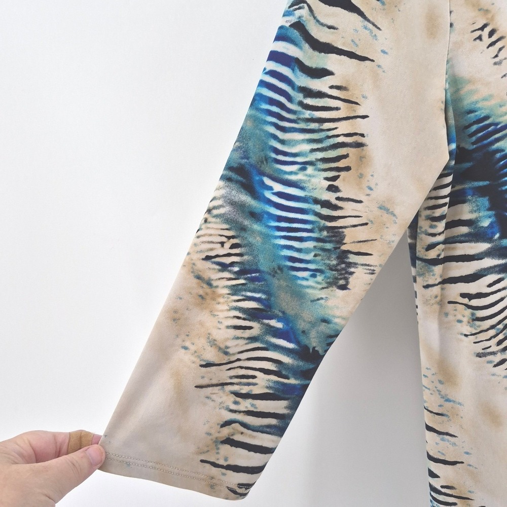 Chico's Travelers 0 Small Blue Abstract Animal Print Tunic Asymmetrical Hem Top - Picture 5 of 13